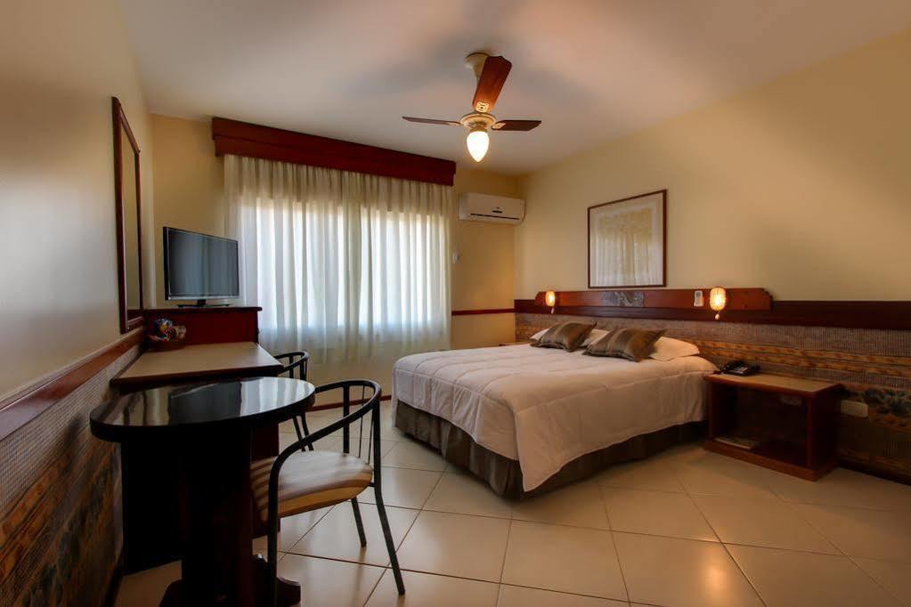 Hotel Suarez Campo Bom Luaran gambar